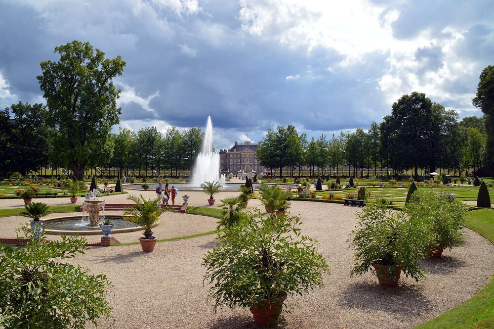 De baroktuin met fontein van Paleis Het Loo in Apeldoorn