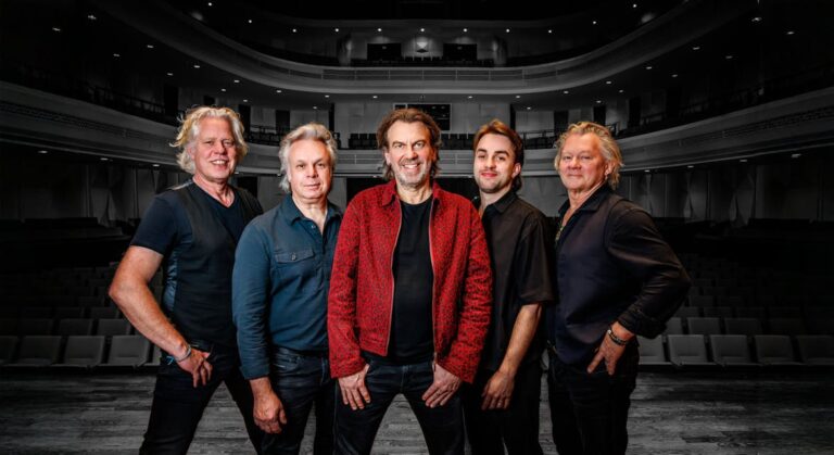 Coming on Strong – Onze Earring — muziek in Gelderland