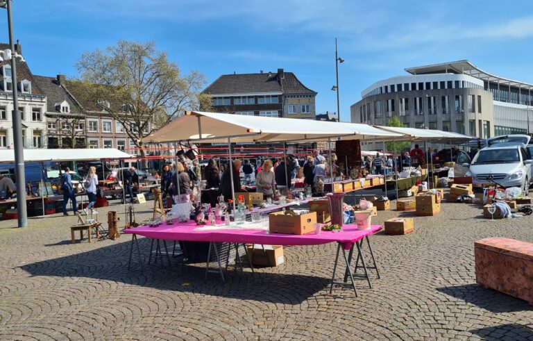 Repaircafé Spijkerkwartier — markt-eten in Gelderland