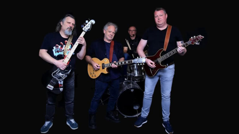 Rocklegendes komen tot leven tijdens Rock am Rien in Spijk — muziek in Gelderland