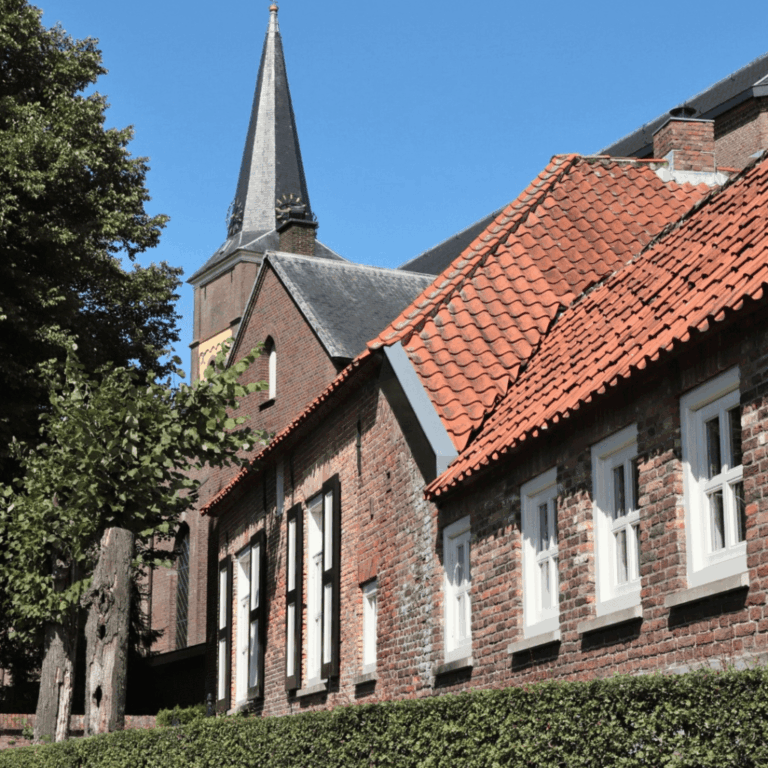 Instapwandeling door Wijchen — museum-expo in Gelderland