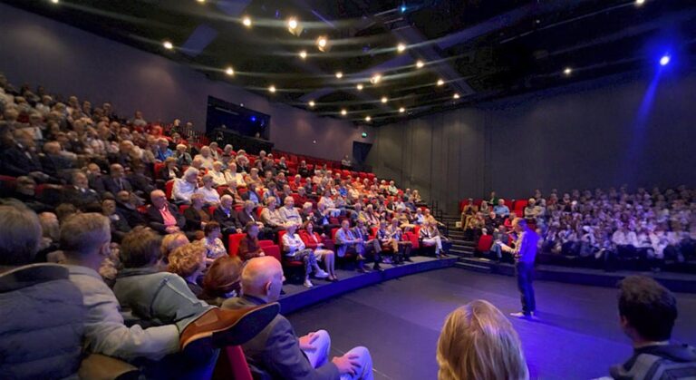 Nieuwscafé – Amphion — lezing in Gelderland