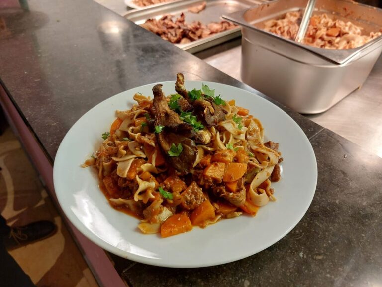 No Waste Diner in de Lommerd — markt-eten in Gelderland